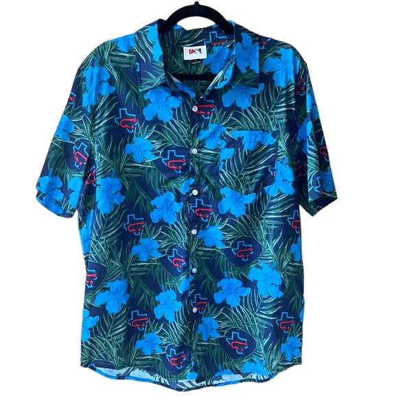 Custom Hawaiian Button Down Shirt Men’s L Features Novelty Print Texas Hooks - Picture 1 of 7